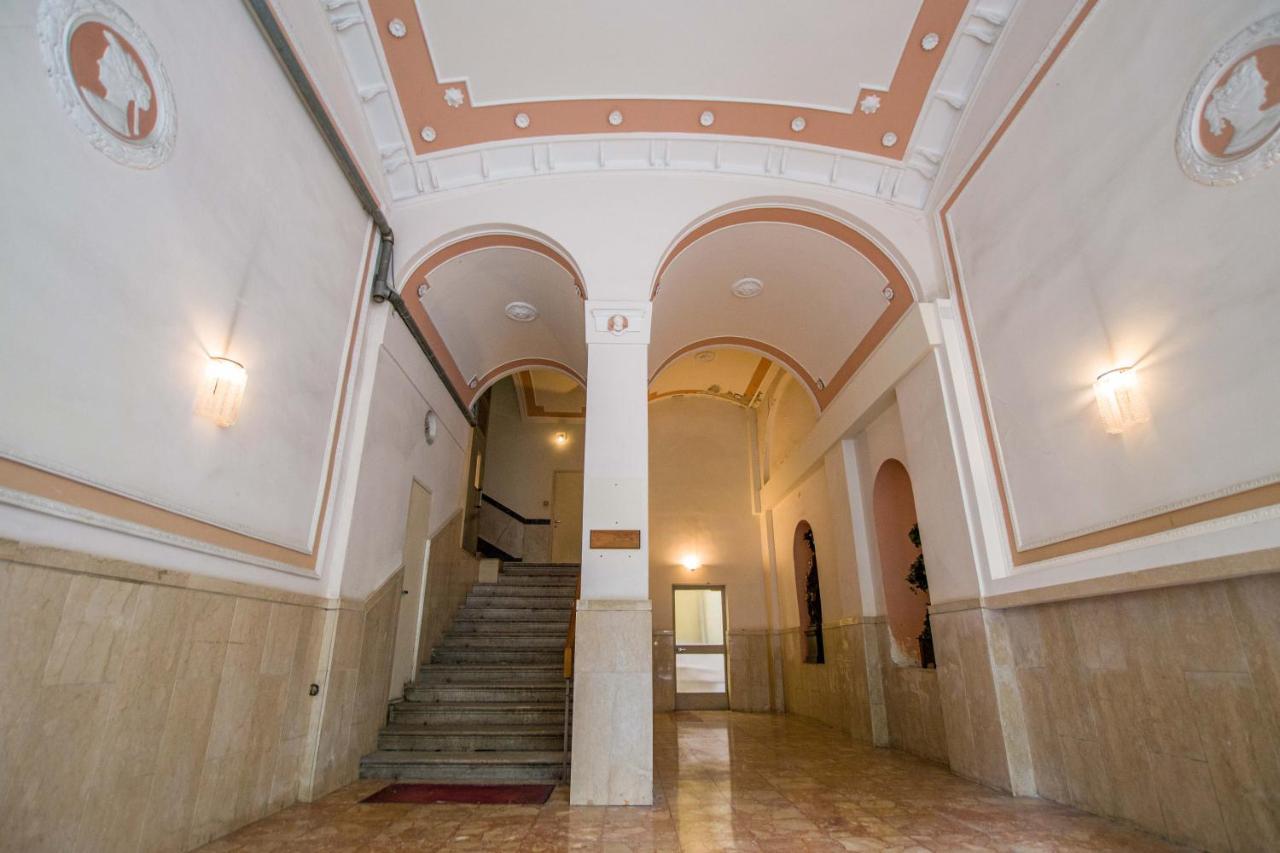 Viale 24 Apartamento Trieste Exterior foto
